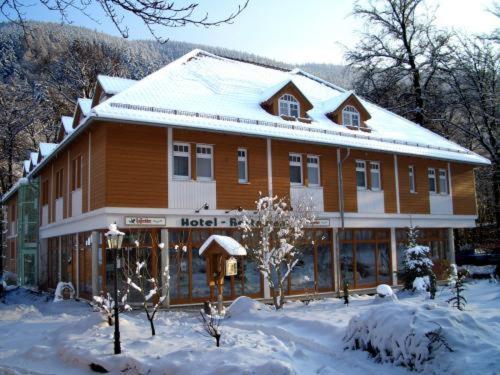 Kurpark Flair Hotel Im Ilsetal อิลเซินบวร์ก ภายนอก รูปภาพ