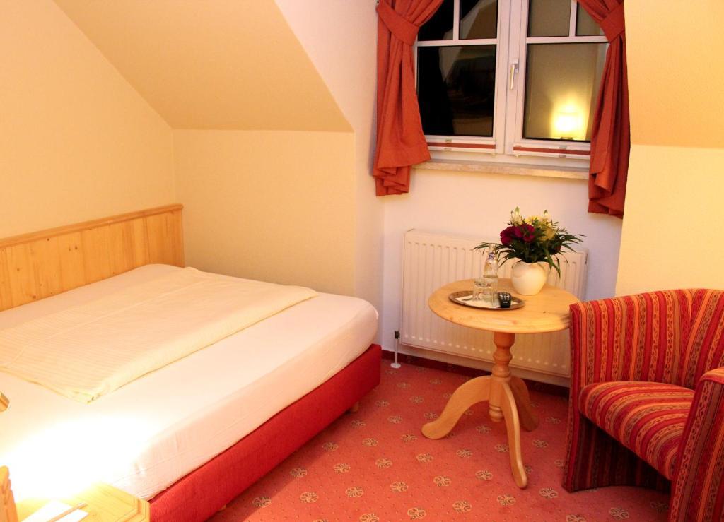 Kurpark Flair Hotel Im Ilsetal อิลเซินบวร์ก ห้อง รูปภาพ