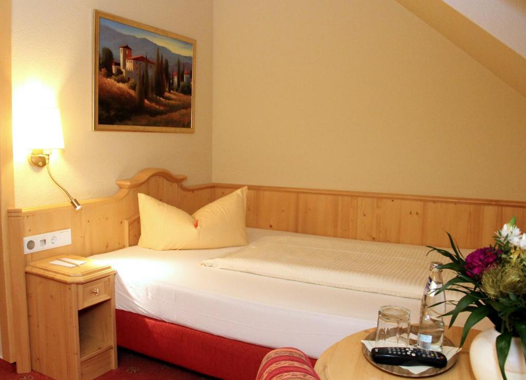 Kurpark Flair Hotel Im Ilsetal อิลเซินบวร์ก ห้อง รูปภาพ